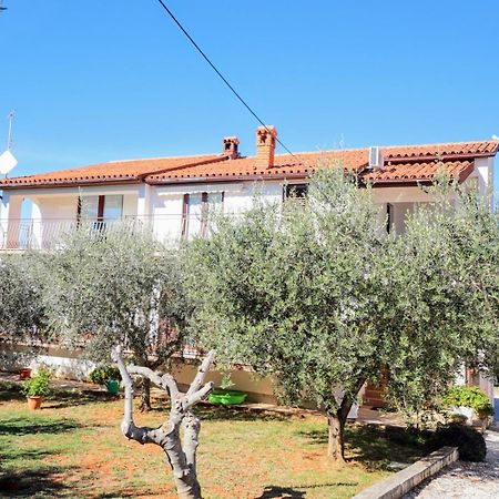 Apartment Daniela Савудрия Экстерьер фото