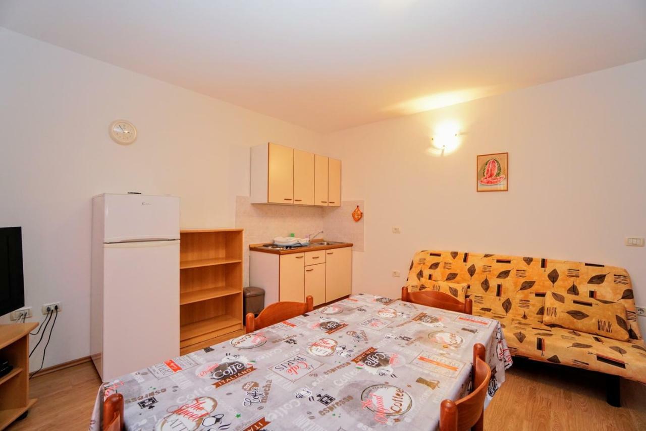 Apartment Daniela Савудрия Экстерьер фото